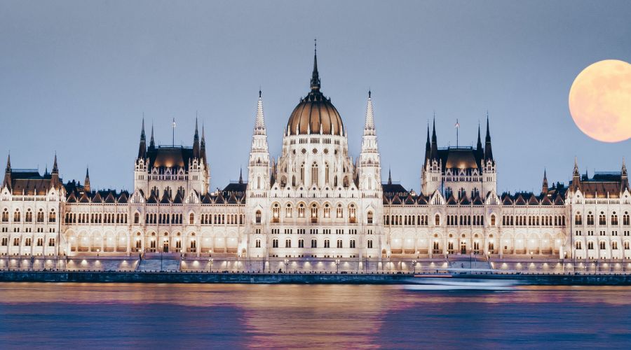 Ntuziaka 2023 iji mejupụta ikpe ndị Hungary na China